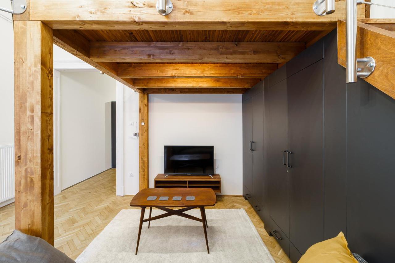 Central Loft-Style Flat Next To Danube Budapest Exterior photo